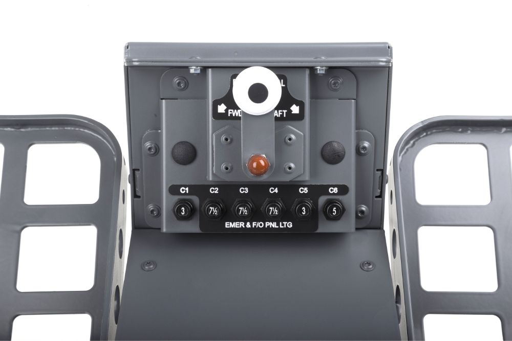 FSC B737NG UPFLOOR RUDDER PEDALS FO ADJUSTMENT CLOSE UP